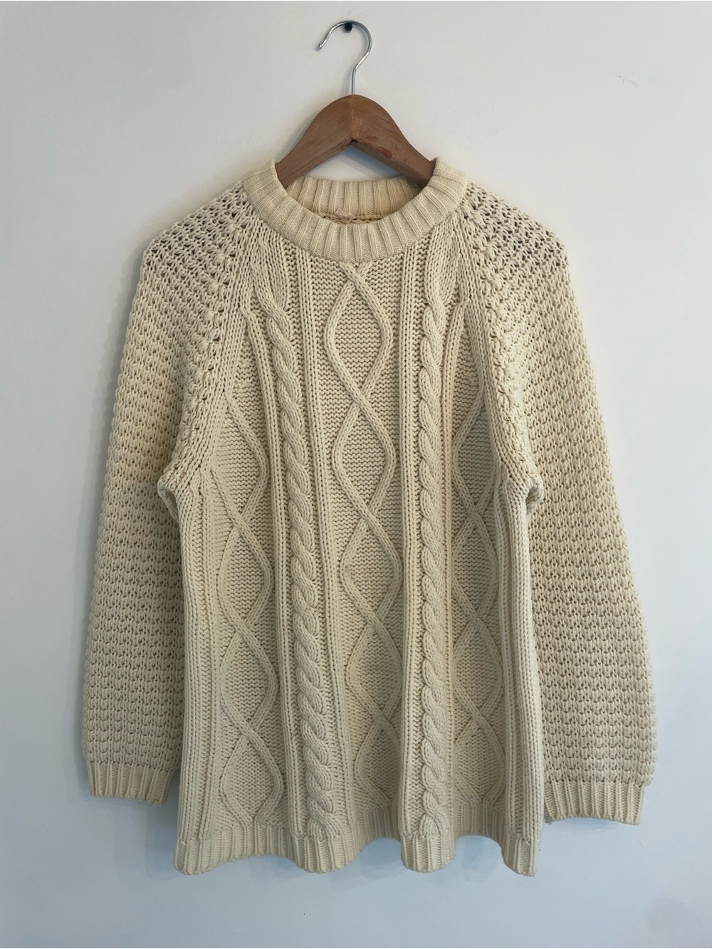 Women’s Vintage White Cable Knit Sweater